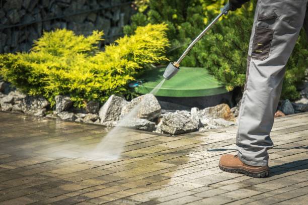 Best Pool Deck Cleaning  in Stonebridge, NJ